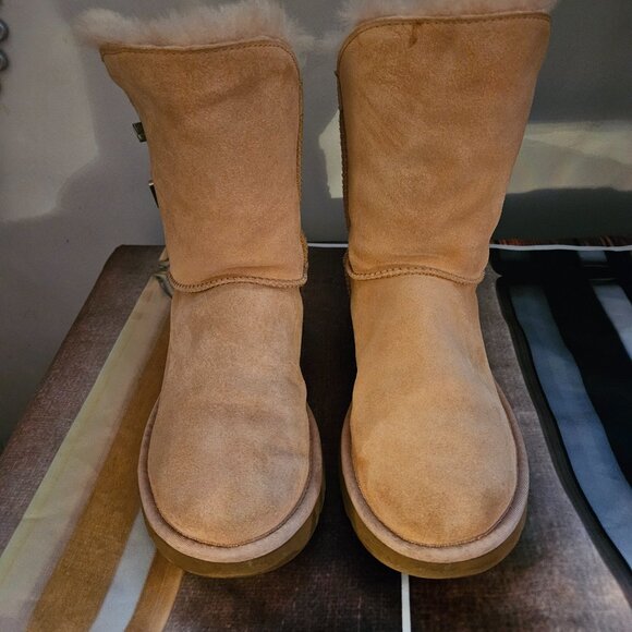 Ugg Marciela II Genuine Shearling Chestnut Brown Suede Boot - Picture 1 of 7